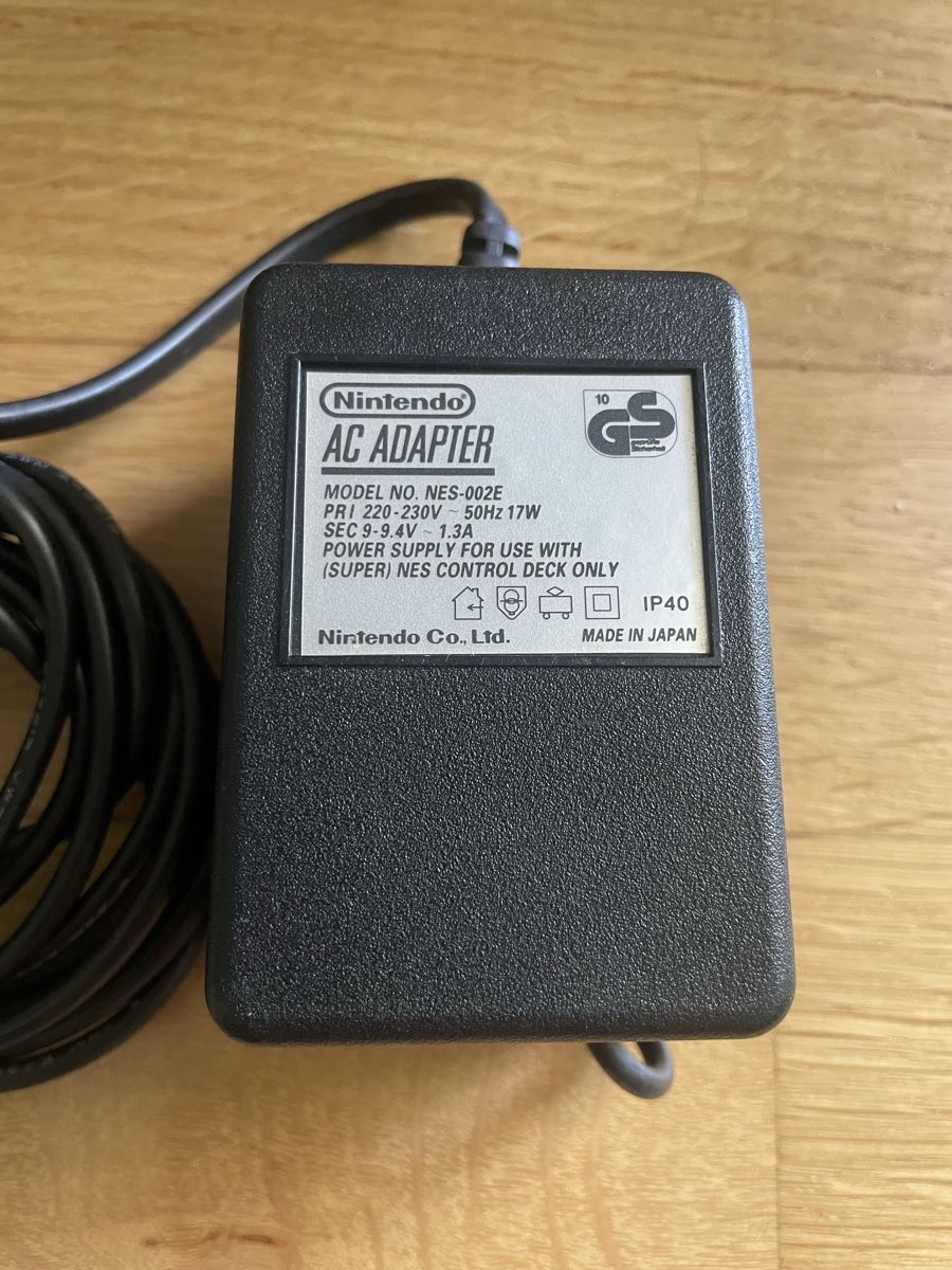 Nintendo Console: Super Nintendo SNES Konsole 4 Spiele 2 Controller AC Adapter – Usato da Luzern venduto da Yenka 4
