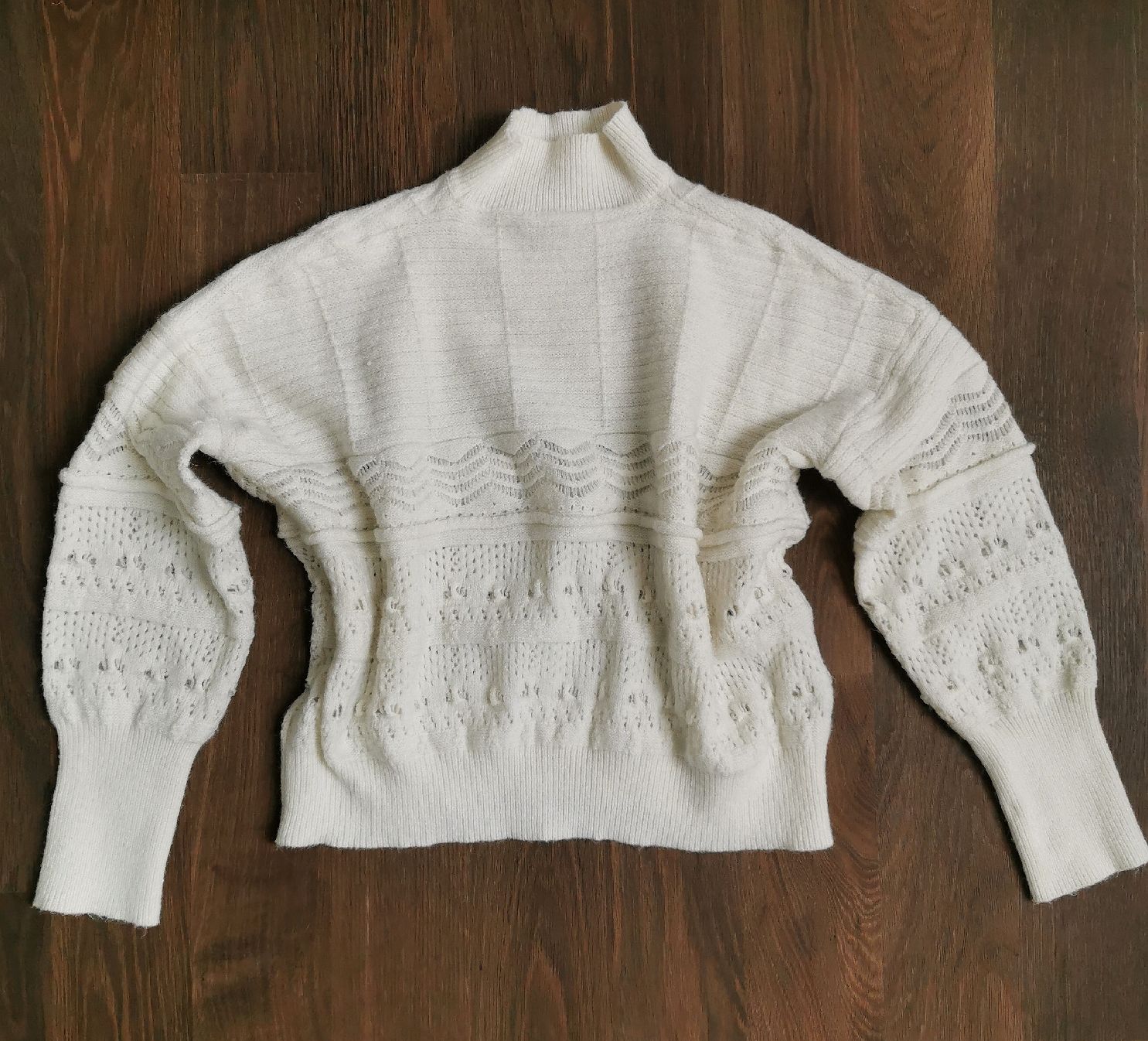 Maglioni & Felpe: Cremefarbener Strickpullover, Gr. S – Usato da Obergerlafingen venduto da Sigus