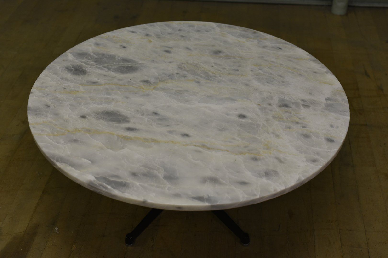 Tavoli: Designer Couchtisch aus Marmor – Usato da Lichtensteig venduto da UsedIN 3