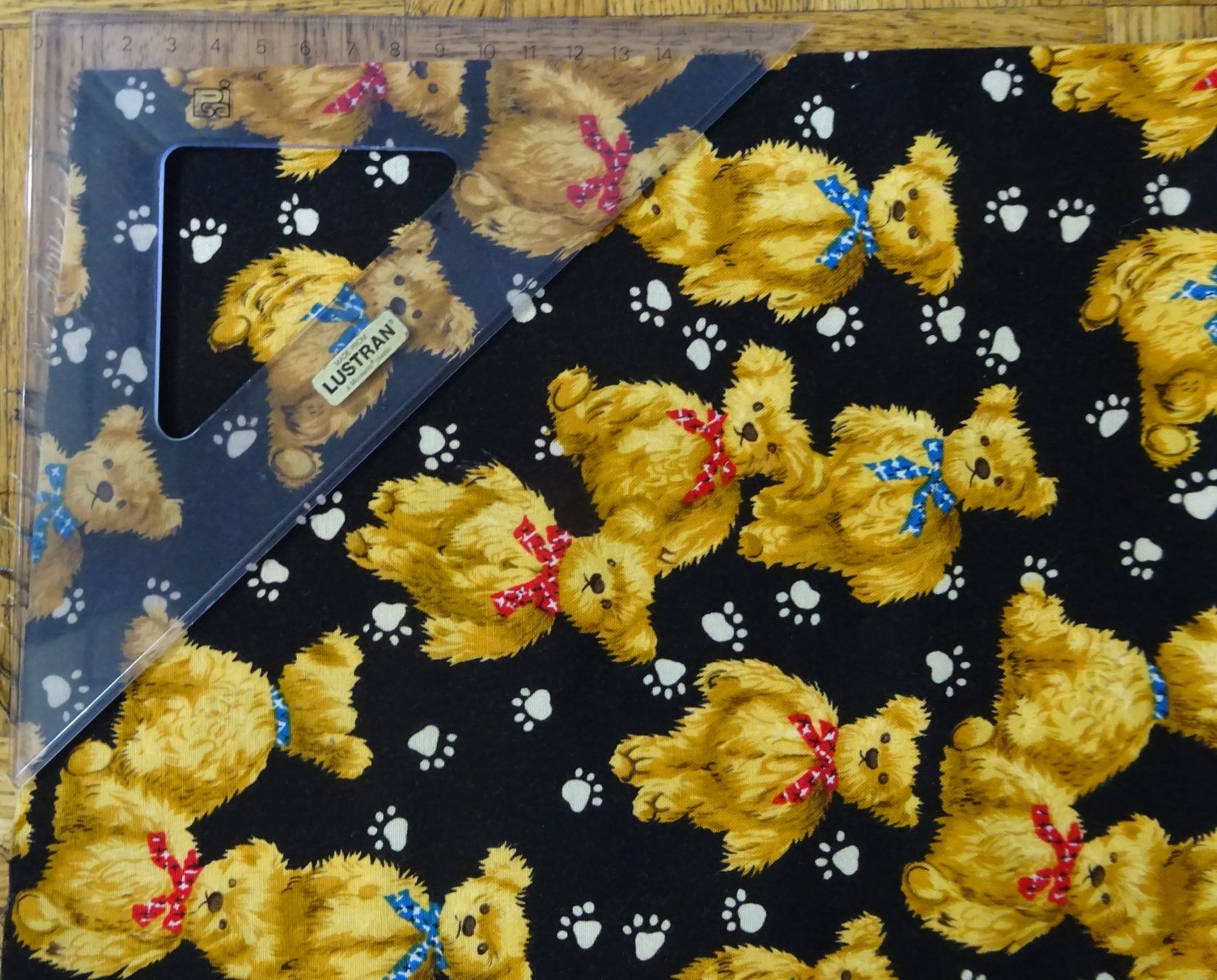 Stoffe: Baumwollstoff für Patchwork 219 x 110cm Teddys – Neu (gemäss Beschreibung) aus Bern von Hero2.0 1