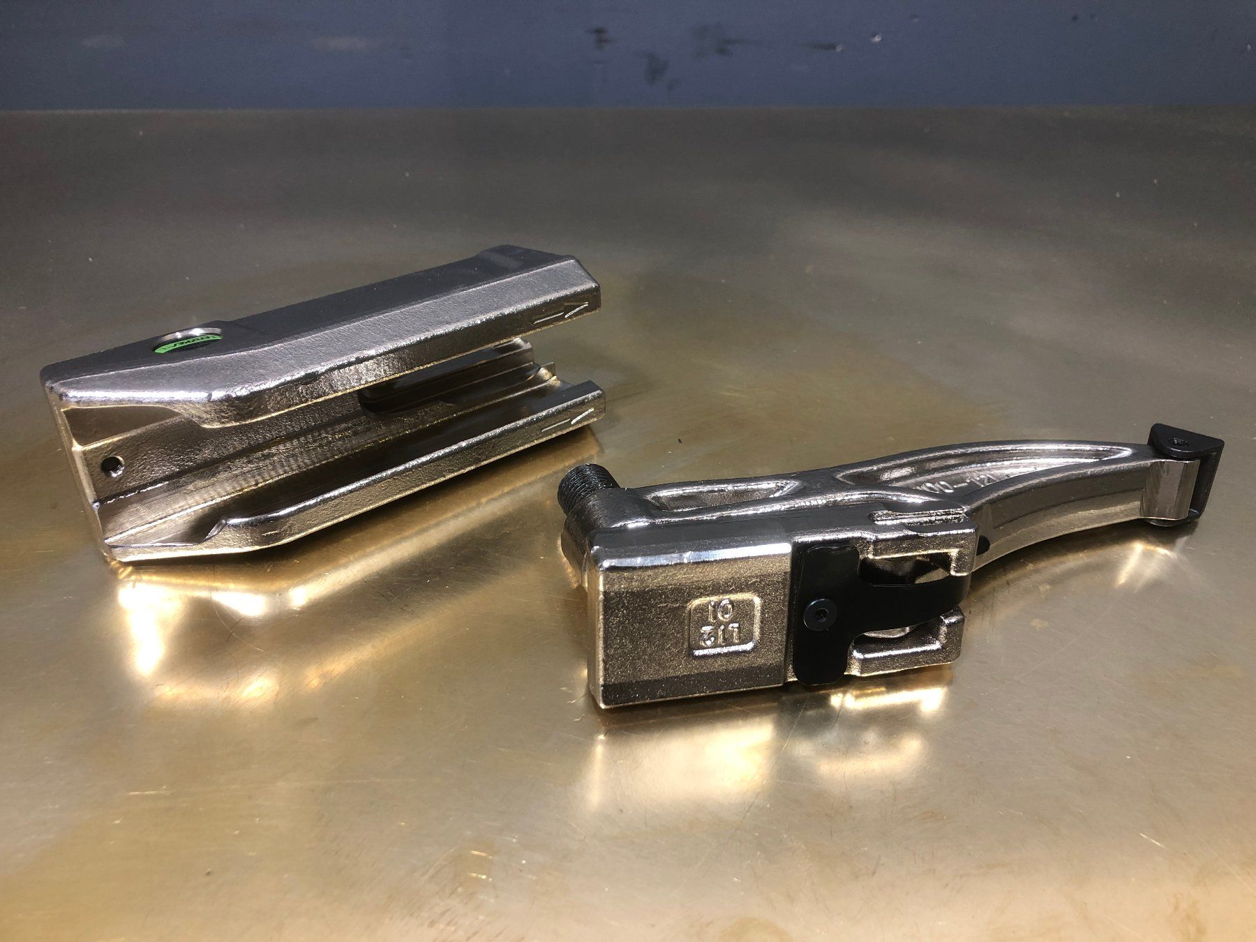 Tutti gli attrezzi: Lenzkes Spannsystem Spannpratze Niederhalter, Spanner – Usato da Laufenburg venduto da Sirluger 6