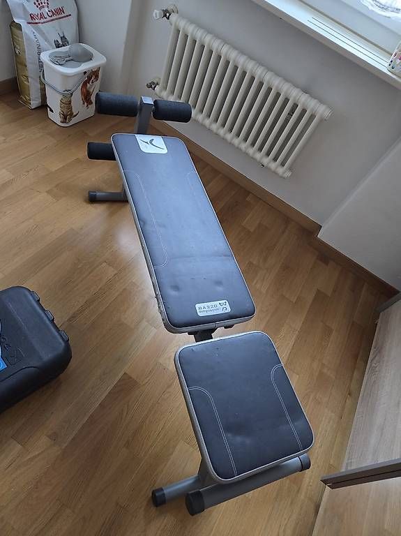 Hometrainer: Set pesi 50kg + panca – Usato da Massagno venduto da eso_2ct7 3