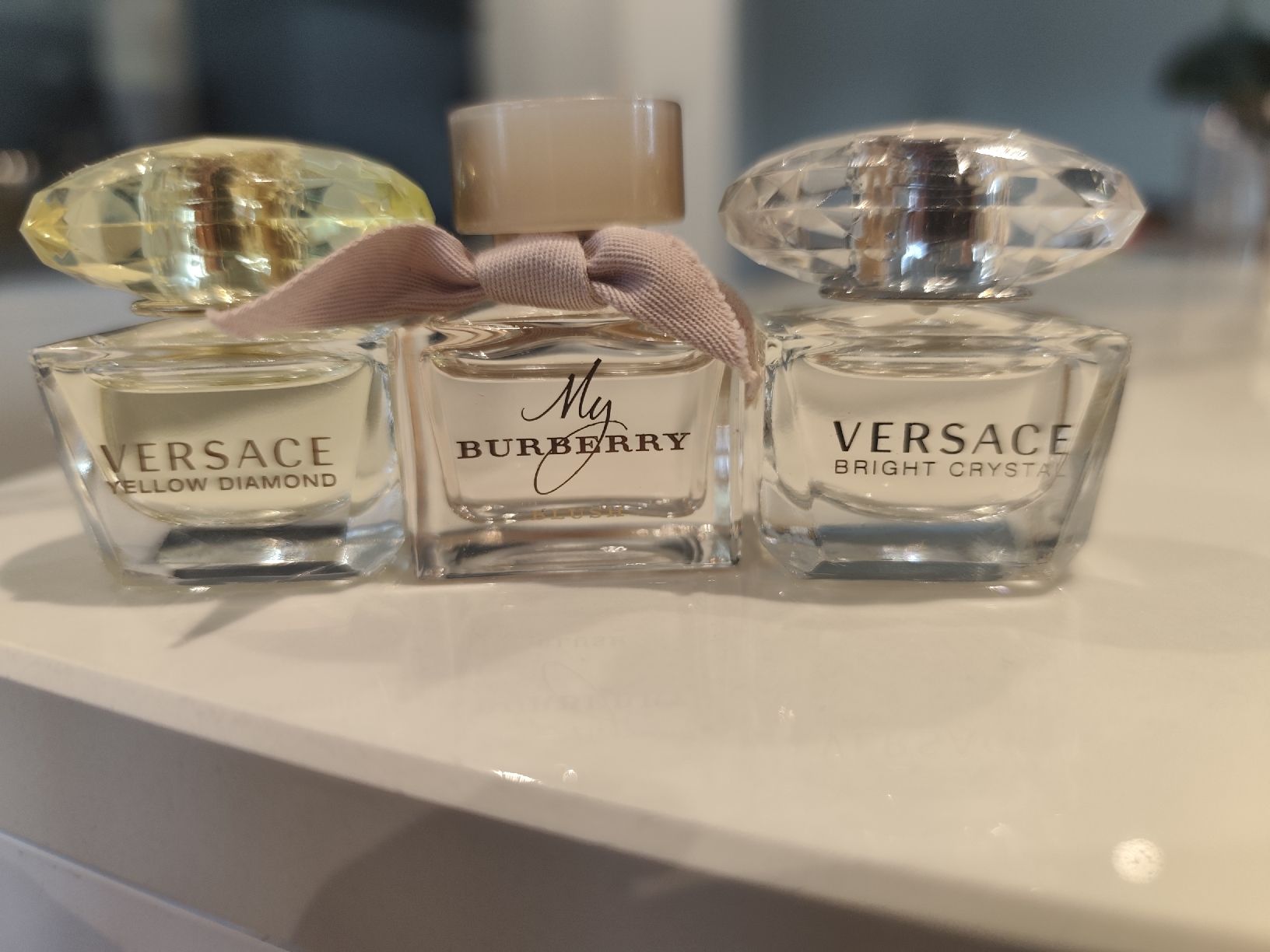 Profumi & Eau de Toilette: Parfume collection miniature set  – Usato da Männedorf venduto da Ursik_OnlineShop 1