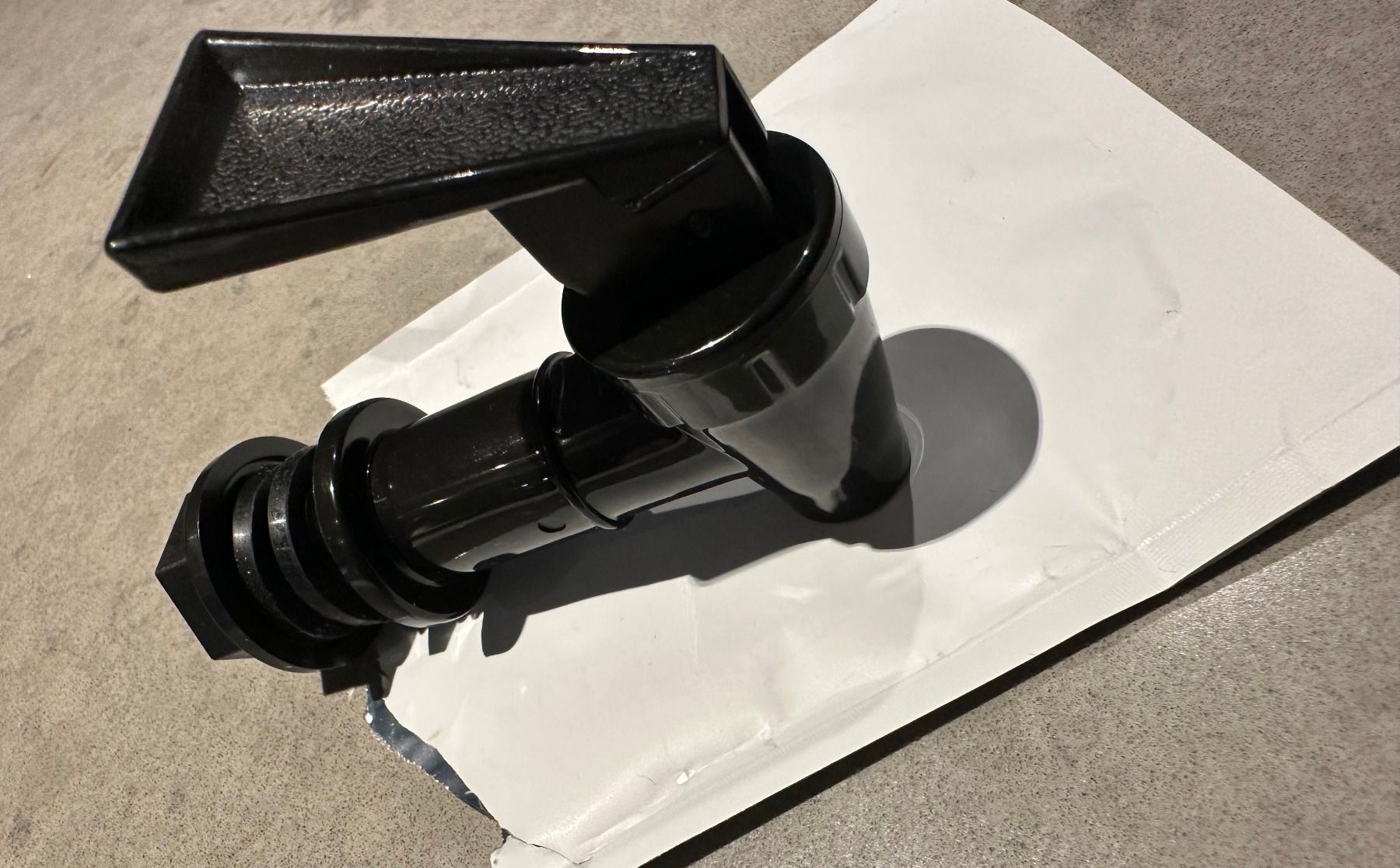 Rubinetteria: Robinet pour filtre à eau Berkey -  Berkey Hahn – Nuovo e nell'imballaggio originale da Russin venduto da applenic 1