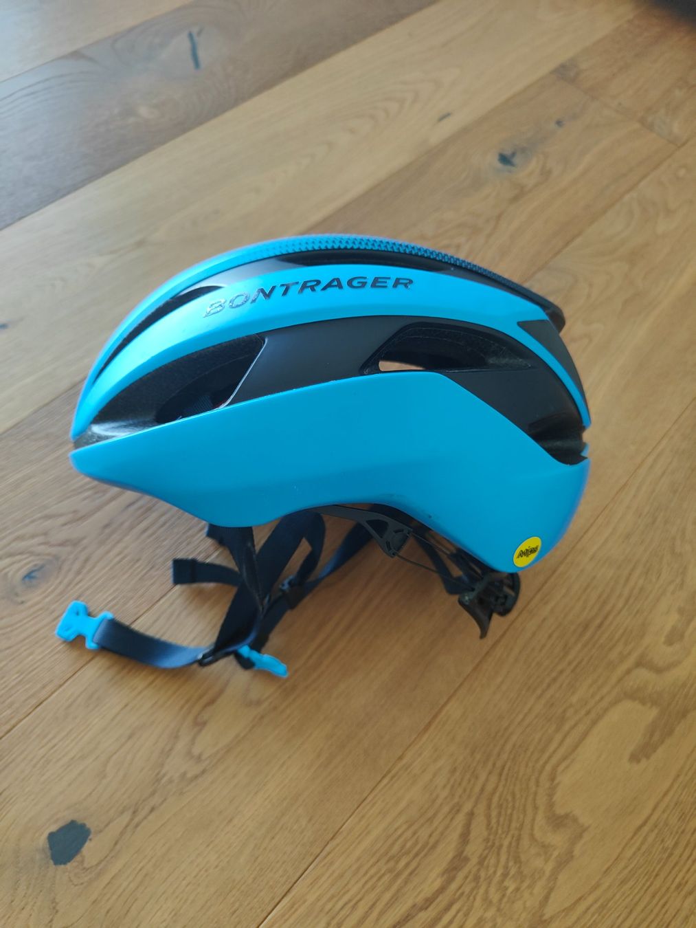 Bontrager Helme: Bontrager Circuit MIPS Velohelm – Gebraucht aus Zollikofen von Marc2309