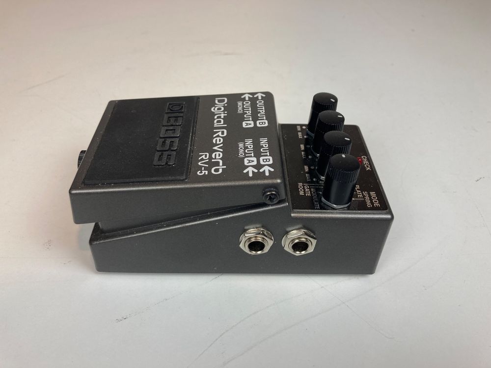 Digital Reverb RV5 Boss Kaufen auf Ricardo