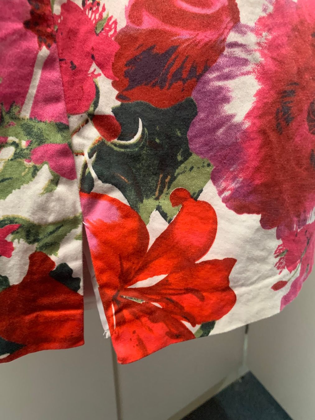 Brooks Vestiti: Ashley Brooks Etui Kleid Blumenmuster Grösse 46 – Usato da St. Gallen venduto da Miousch 3