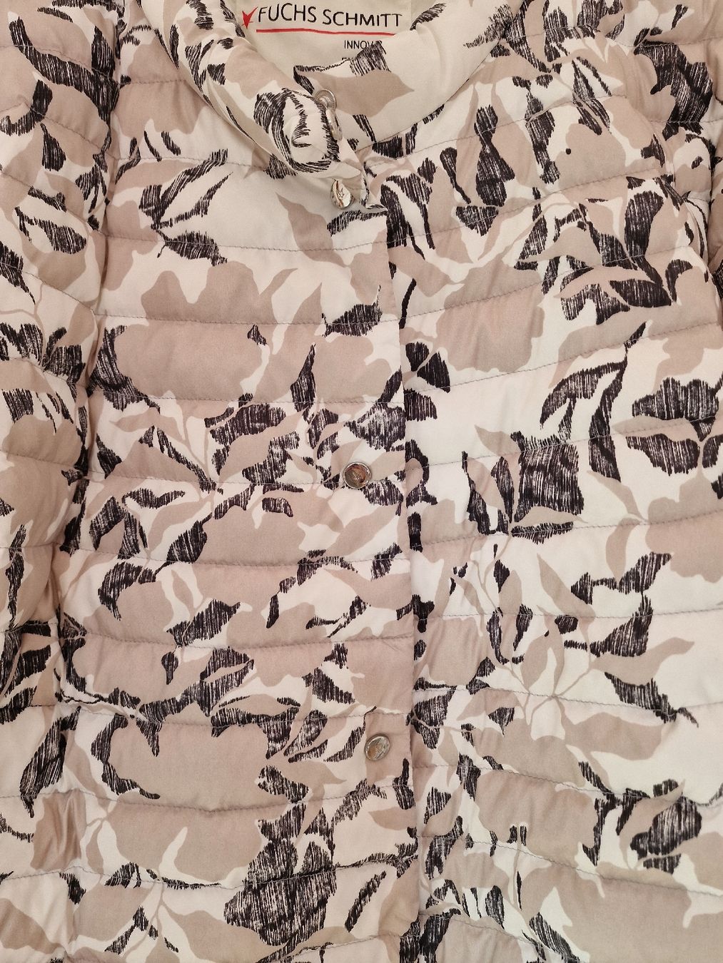 Fuchs Schmitt Jacken: Fuchs & Schmitt Steppjacke Blumenmuster Grösse 46, leicht  – Gebraucht aus Eglisau von mmkristall 5