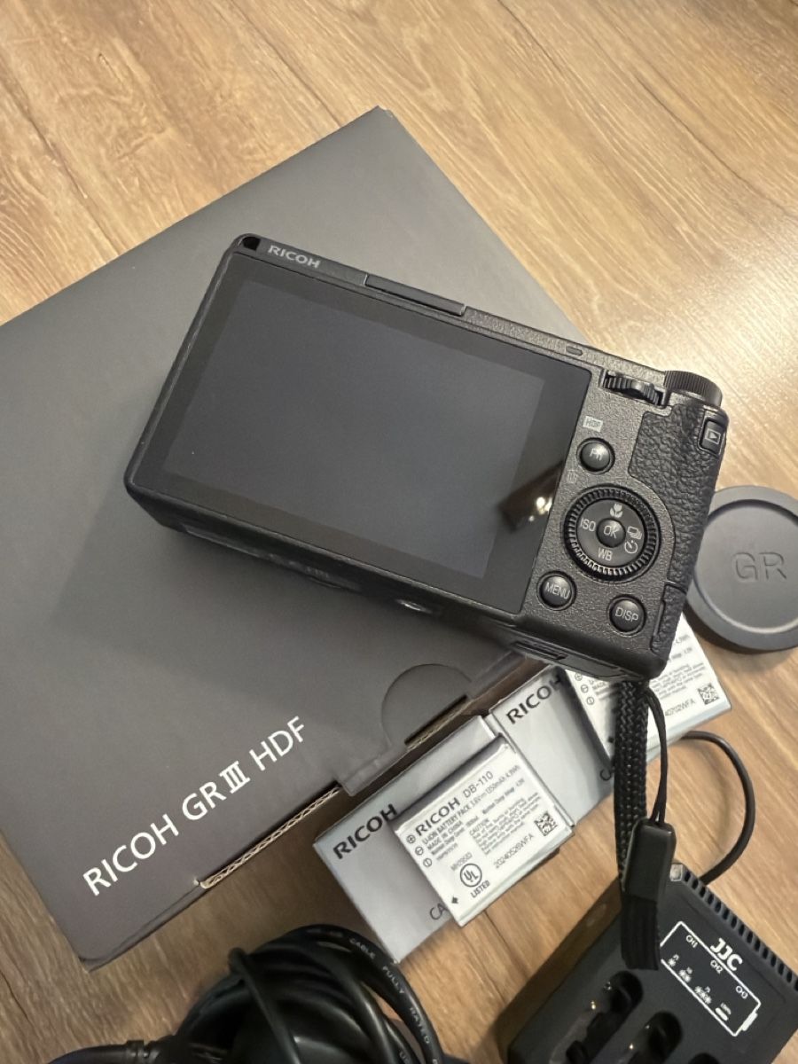 Ricoh Kamera: Ricoh GR iii HDF – Neu (gemäss Beschreibung) aus Wald ZH von Uyama 2