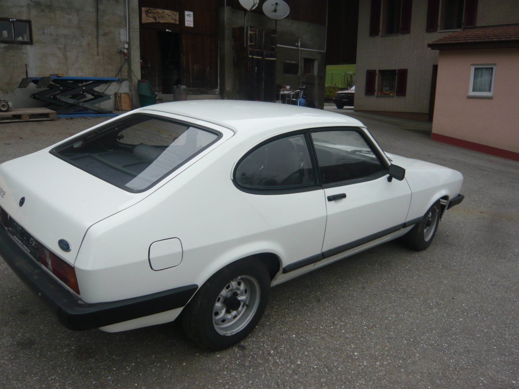 Ford Automobili: Ford Capri 1600 – Usato da Russy venduto da Guenefle 4