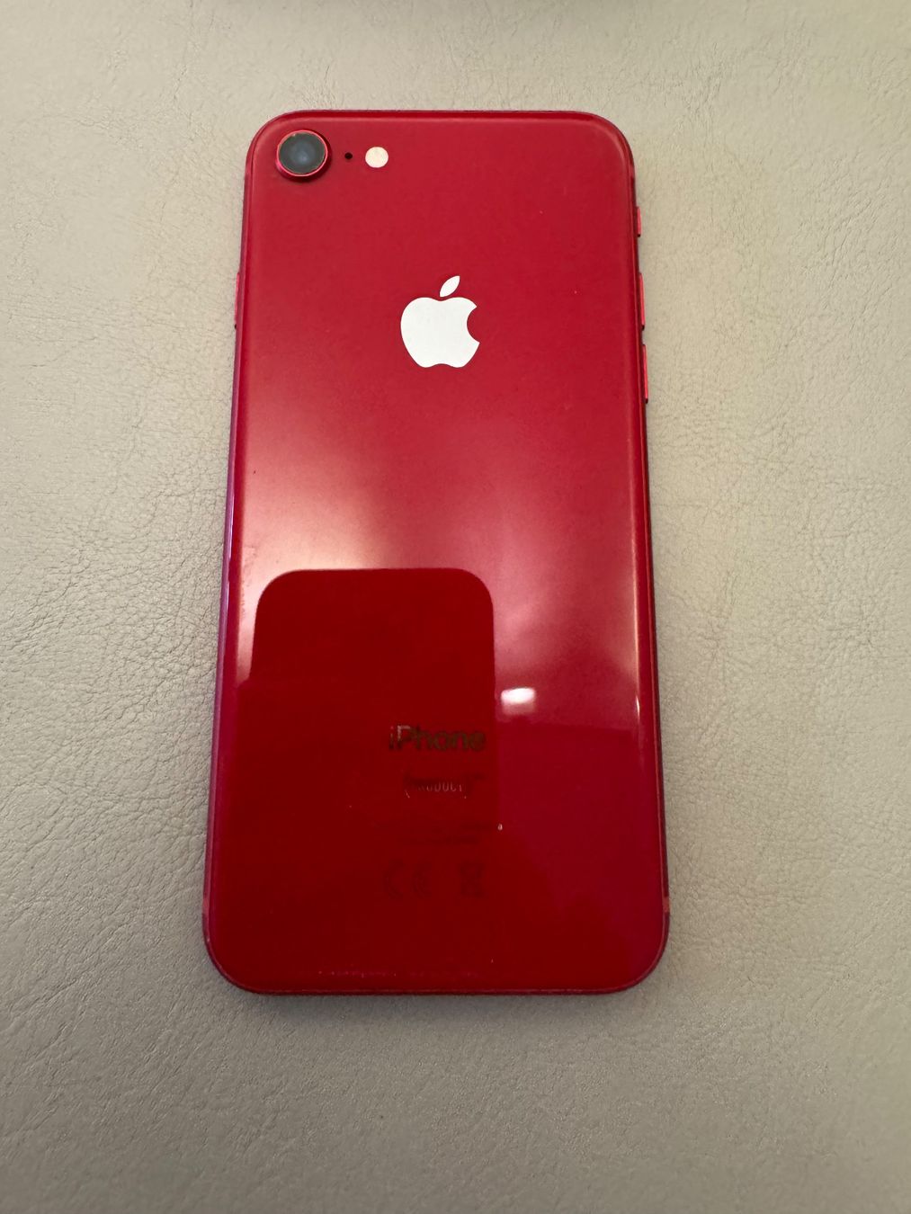 Apple Telefoni cellulari / Smartphones: iPhone 8 mit 64GB – Difettoso da Adliswil venduto da Busys 3