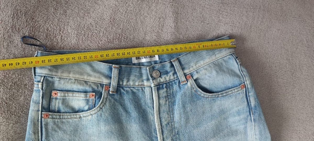 Balenciaga Jeans: Balenciaga Jeans – Usato da Bern venduto da ant_7yjg 6