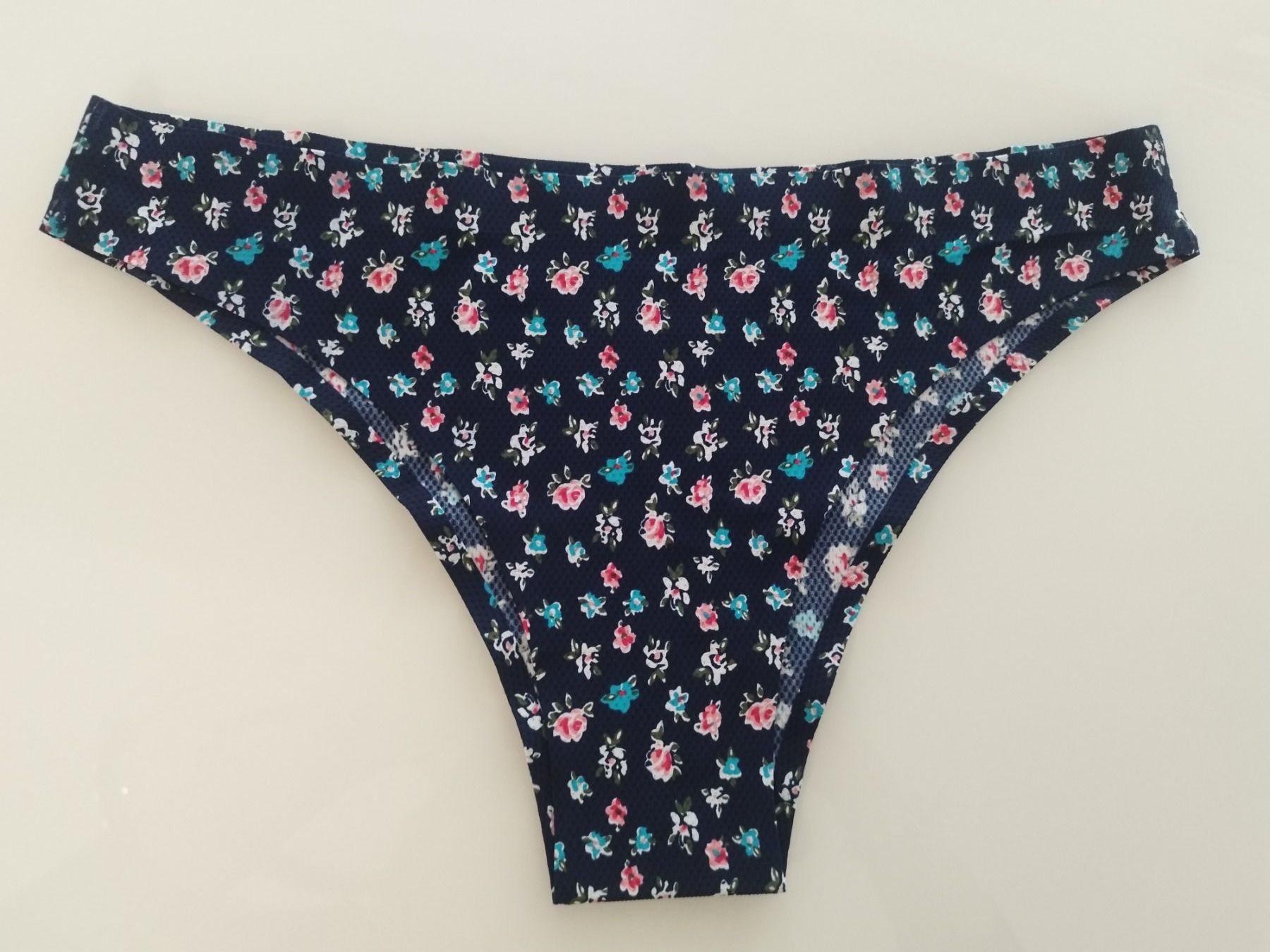 Altra biancheria intima: 3 sexy lady Slip "L" Neu – Nuovo e nell'imballaggio originale da Oensingen venduto da mamma86 2