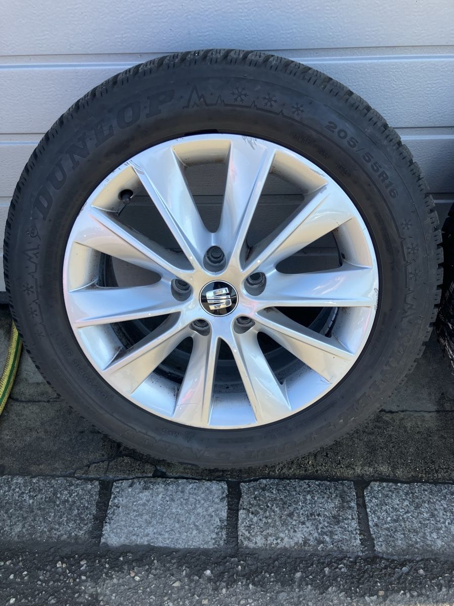 Seat Pneumatici & Ruote complete: Seat Räder – Usato da Rothrist venduto da Hunziker4852 1