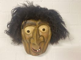 Handgeschnitzte, Hölzerne Maske von Rudolf Bodmer
