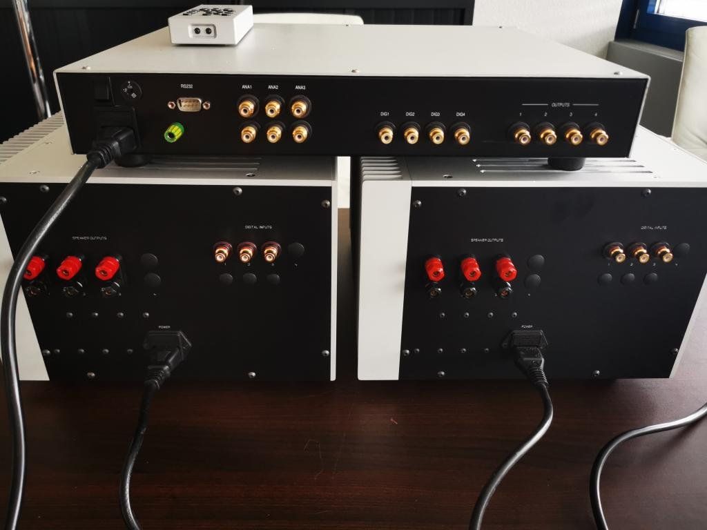 Amplificatori: Goldmund SR8 Processor/preamplifier & 2x TELOS 153 – Usato da Bellmund venduto da nikitanikita 3