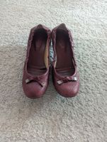 Pumps Tods Leder bordeaux mit kleinem Absatz gebraucht