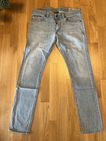 Diesel Thavar Jeans W33 L32 Hellblau