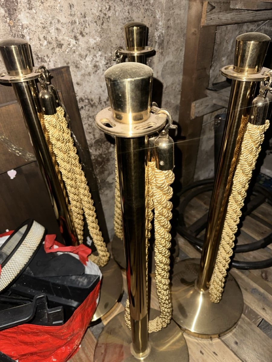 Tutte le decorazioni: Pali oro decorazione  – Nuovo (secondo la descrizione) da Brè sopra Lugano venduto da sch_ni12