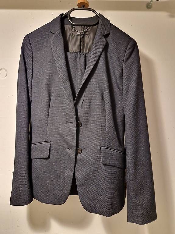 Completi & Tailleur: Esprit Hosenanzug Damen – Usato da Winterthur venduto da TOPM