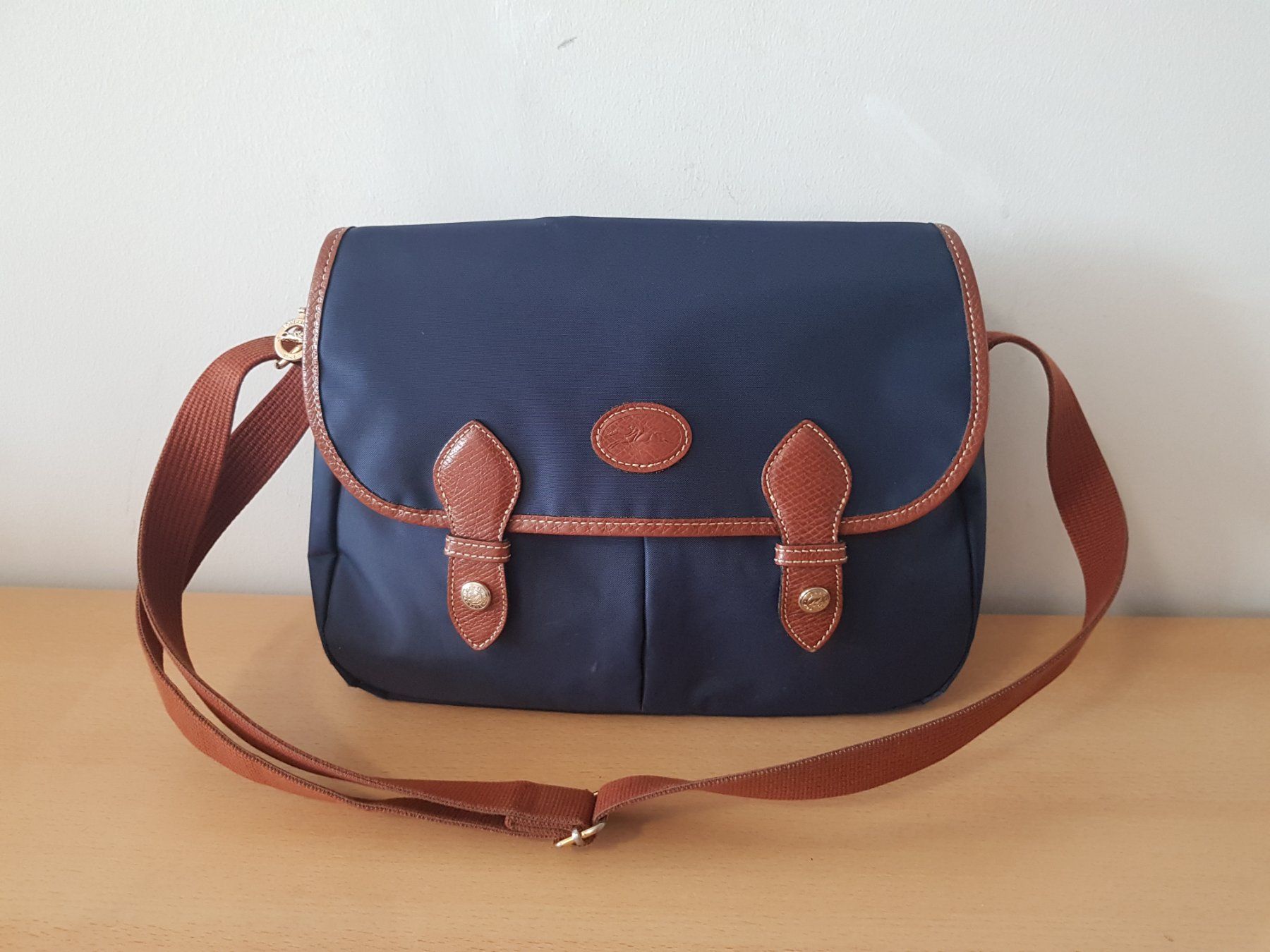 Longchamp Borse da donna: Longchamp Le Pliage Umhängetasche – Usato da Basel venduto da Birs868 1