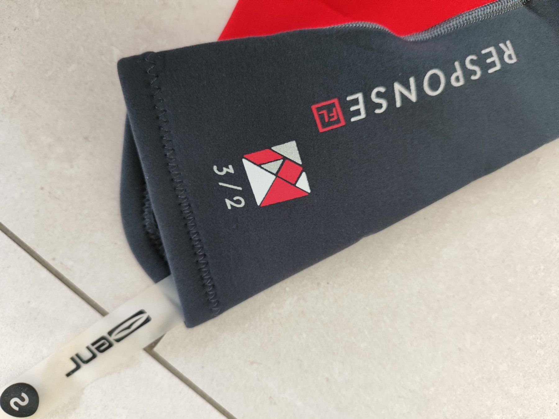 Completi: Neuer Neopren Gr. 164 – Nuovo (secondo la descrizione) da Seon venduto da Mandes1 1