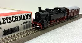 Fleischmann 4090 Digital= Dampflok DB 94 713 - Güterwagen DB