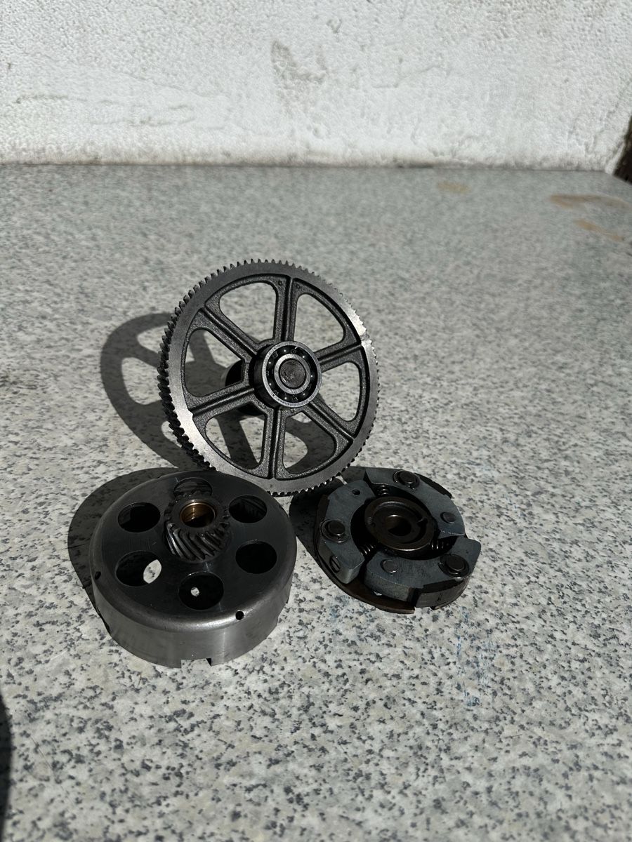 Puch Pièces pour mobylette: Puch Maxi E50 Getriebe + Kupplung – D'occasion à Törbel par kab_9msf 1