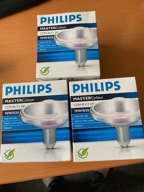 Philips Lampade: 3 Stk. Philips MASTERColour GX8.5 CDM-R111 Elite 70W – Usato da Mönthal venduto da Priphi