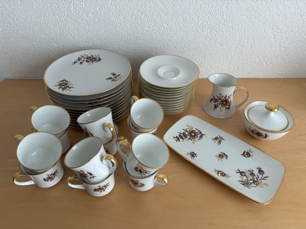 Set di piatti: Kaffeeservice mit Espressotassen – Usato da Deitingen venduto da behade