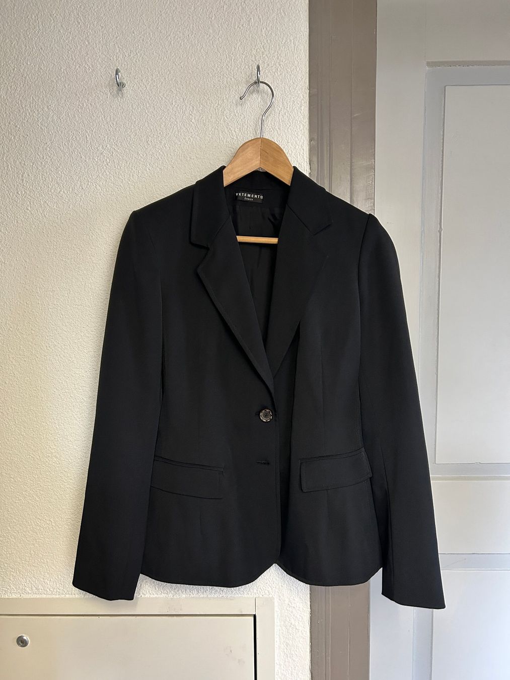 Giacche: Blazer Vetements Zürich – Usato da Zürich venduto da ins_w679