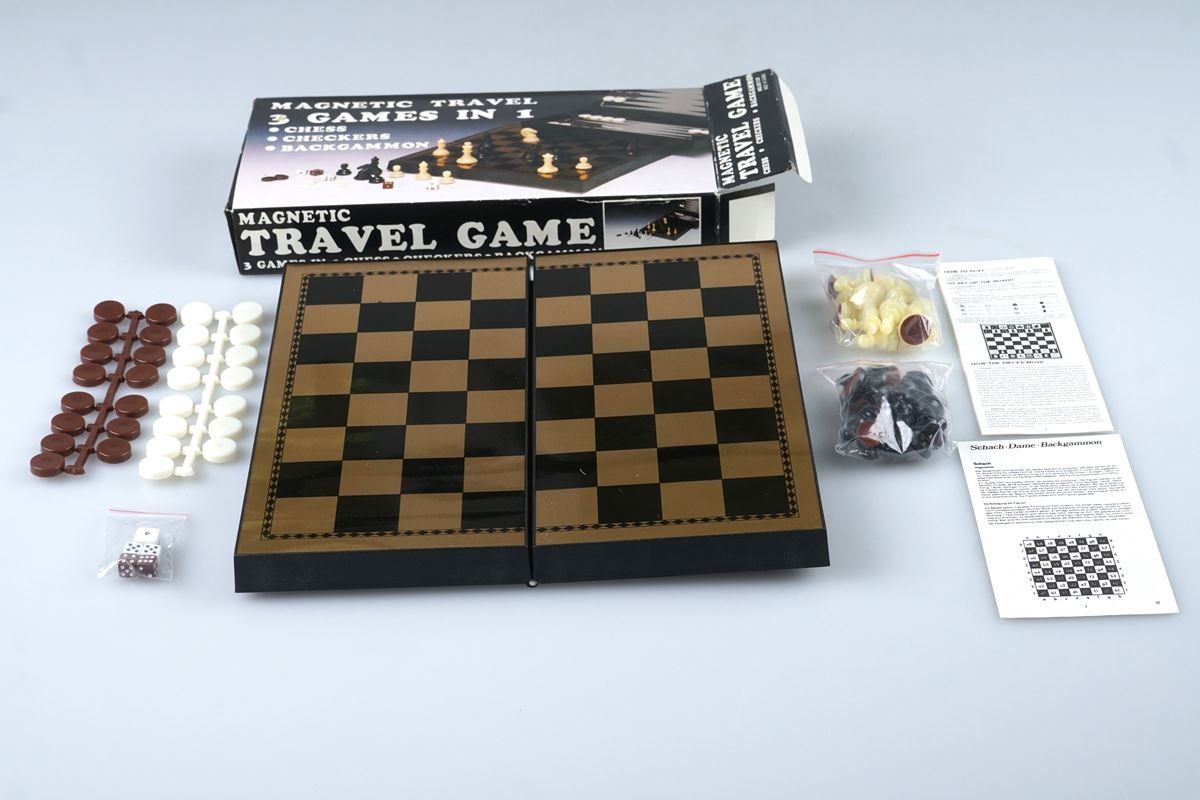 Giochi: 3er-Reisespielset (Schach, Dame & Backgammon) – Usato da Rüti ZH venduto da Restwert_Rueti_ZH