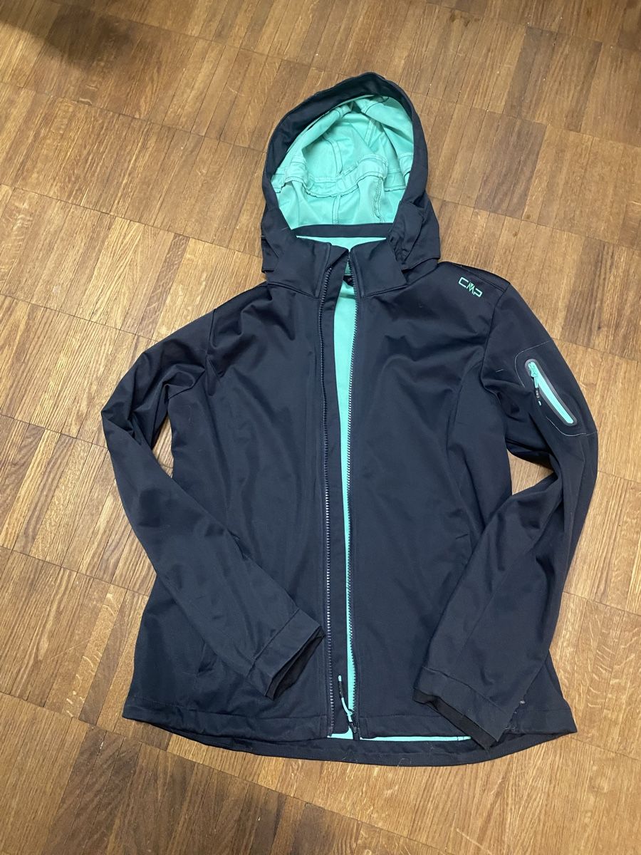 CMP Giacche: CMP Jacke Softshell dunkelblau Grösse 146 guter Zustand – Usato da Winterthur venduto da Neribaeri