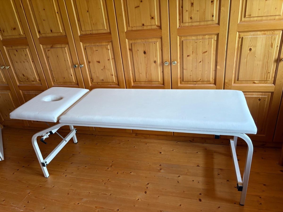 Sedie a sdraio: Massage Liege – Usato da Thierachern venduto da pelati86