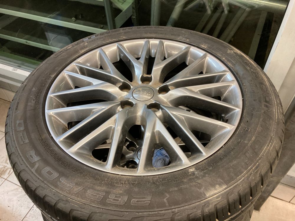 Jeep Grand Cherokee Summit Sommerräder 265/50R20 (Gebraucht) in Cham ...