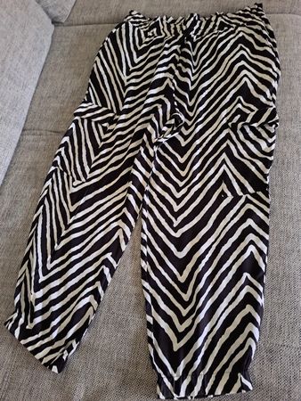 Neue Marc Aurel Hose