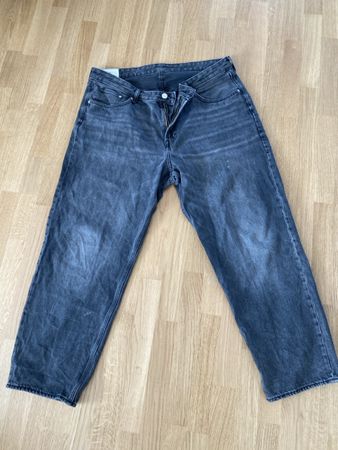 H&M Loose Ample Jeans, Gr. 40/32, Top Zustand!
