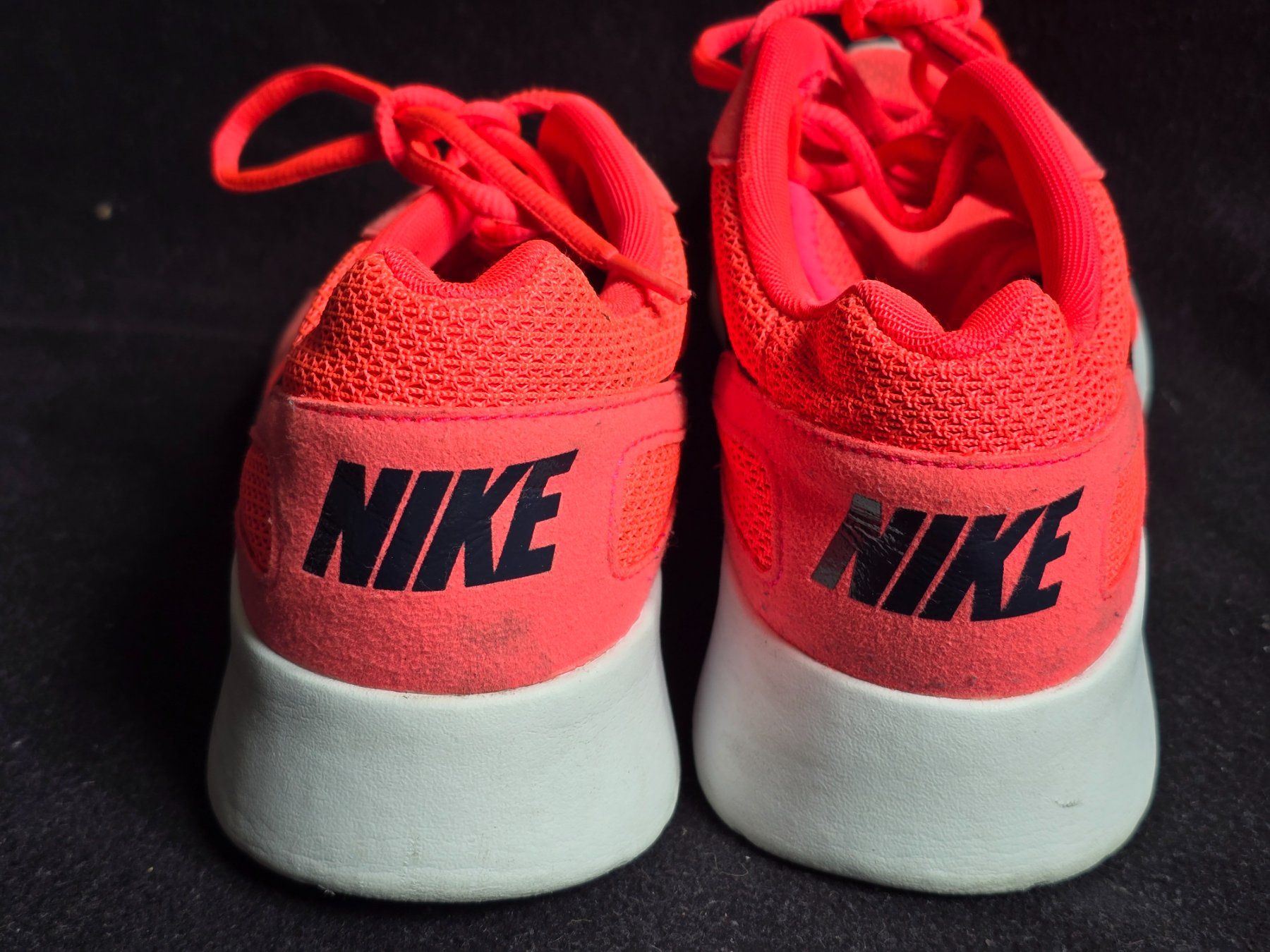 Nike Scarpe da donna: Nike Turnschuhe, Grösse 40 Damen – Usato da Oftringen venduto da Sparkatze 4