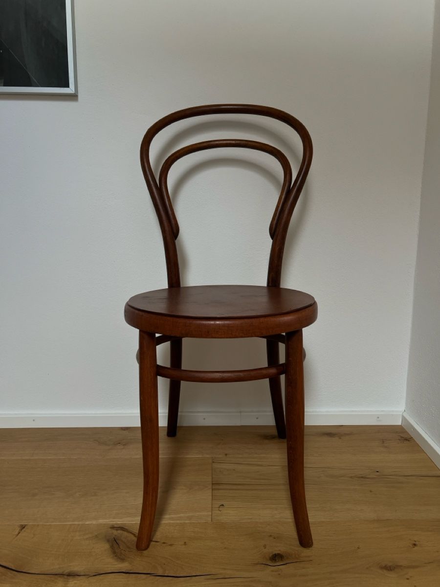 Thonet Sedie: Chaise ancienne Thonet en bois courbé – Usato da Sonceboz-Sombeval venduto da cel_k287