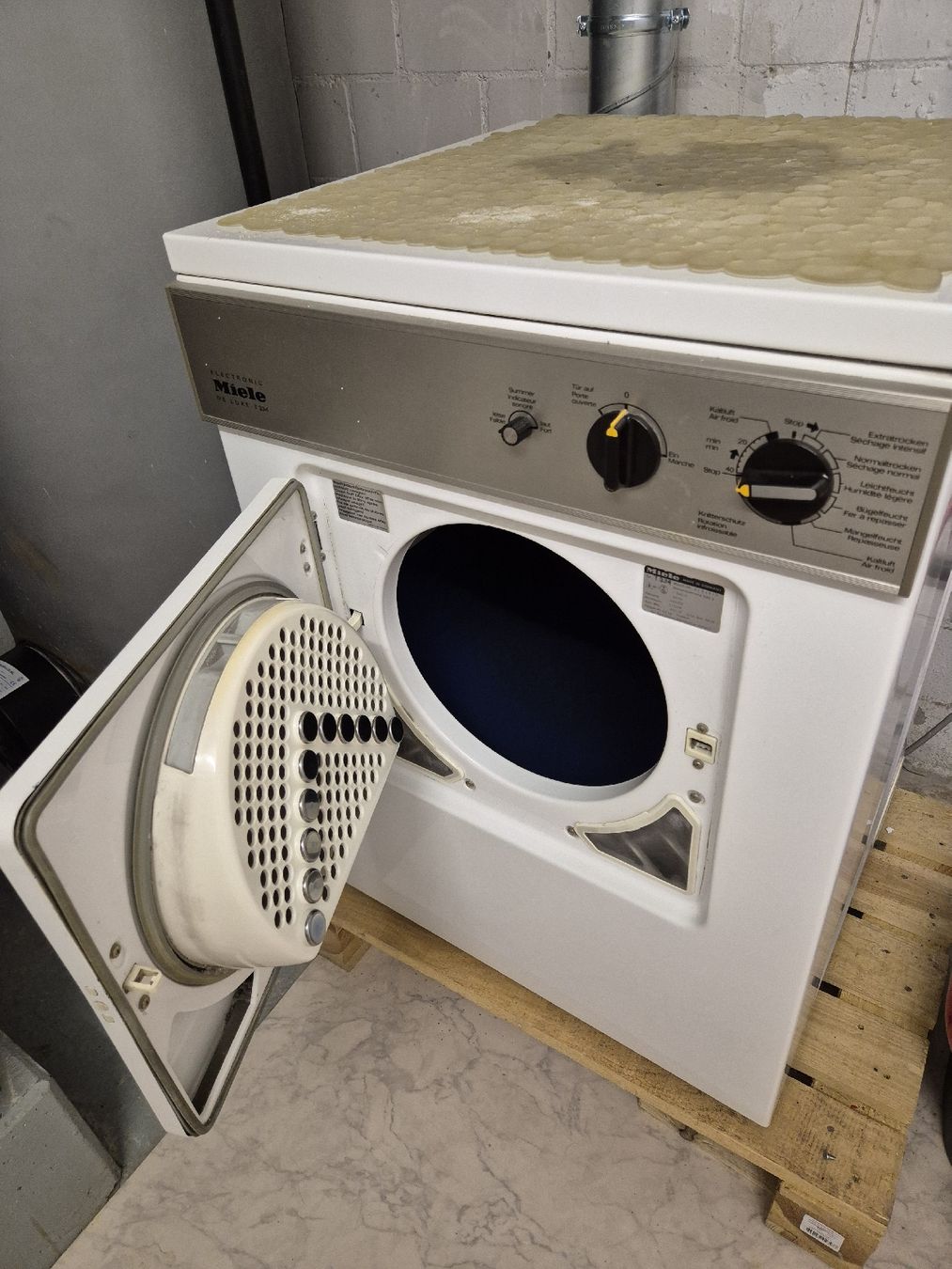 Miele Lavatrici: Waschmaschine und Tumbler – Usato da Untereggen venduto da petrol72 1