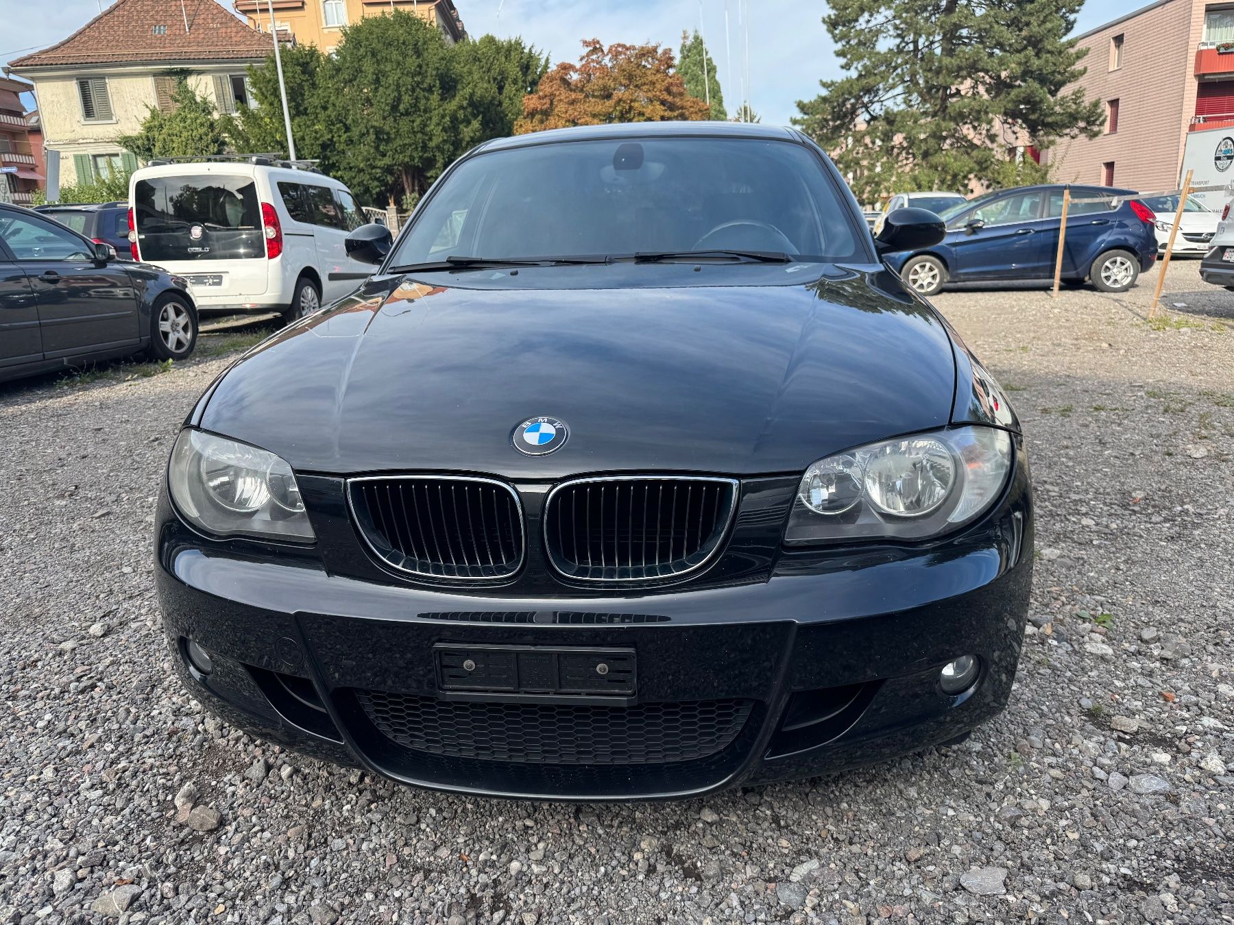 BMW Autos: BMW 120i – Gebraucht aus St. Gallen von AutoSG