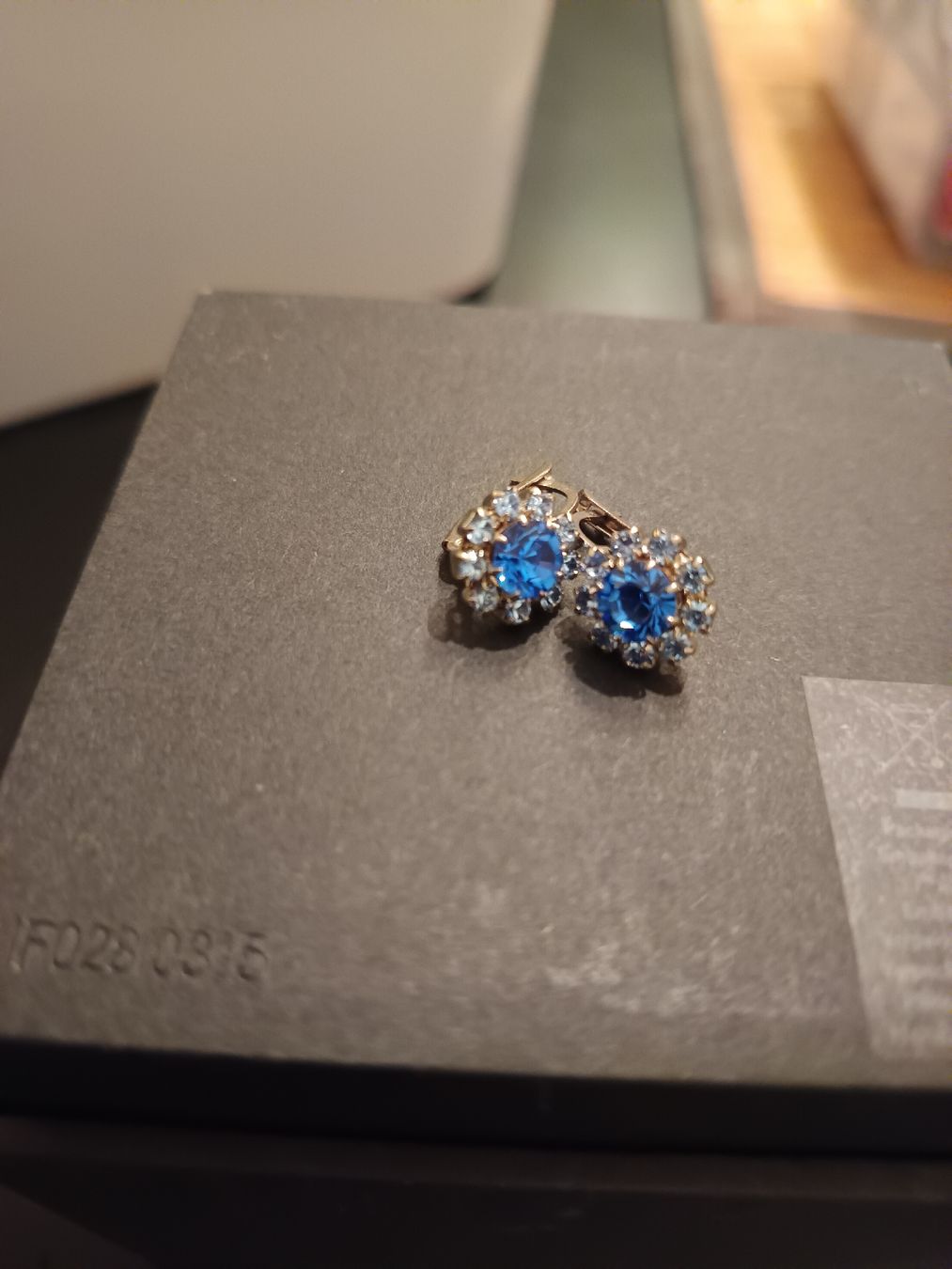 Anelli: Fingerring und Ohrringe  – Usato da Romanshorn venduto da Stark_Tony8 4