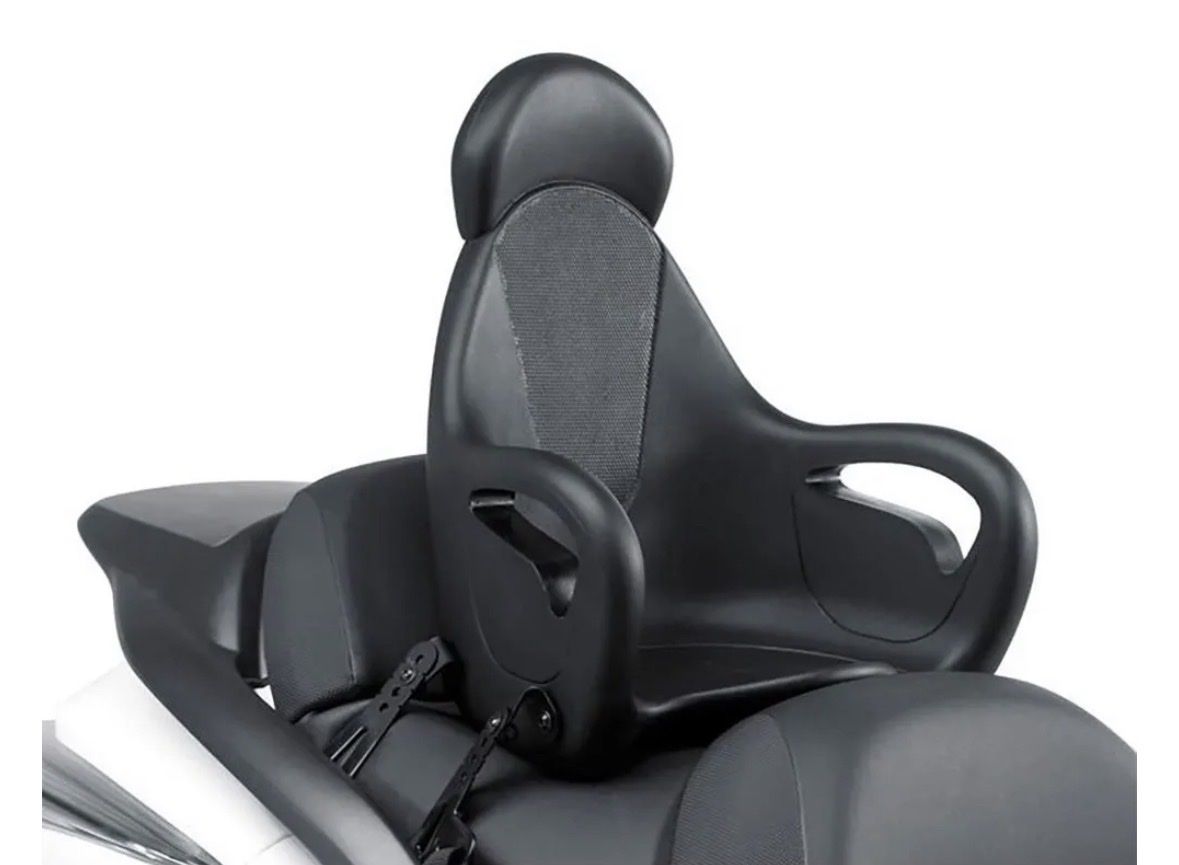 Givi Sièges auto: Roller Kindersitze  – D'occasion à Uttigen par romand8777