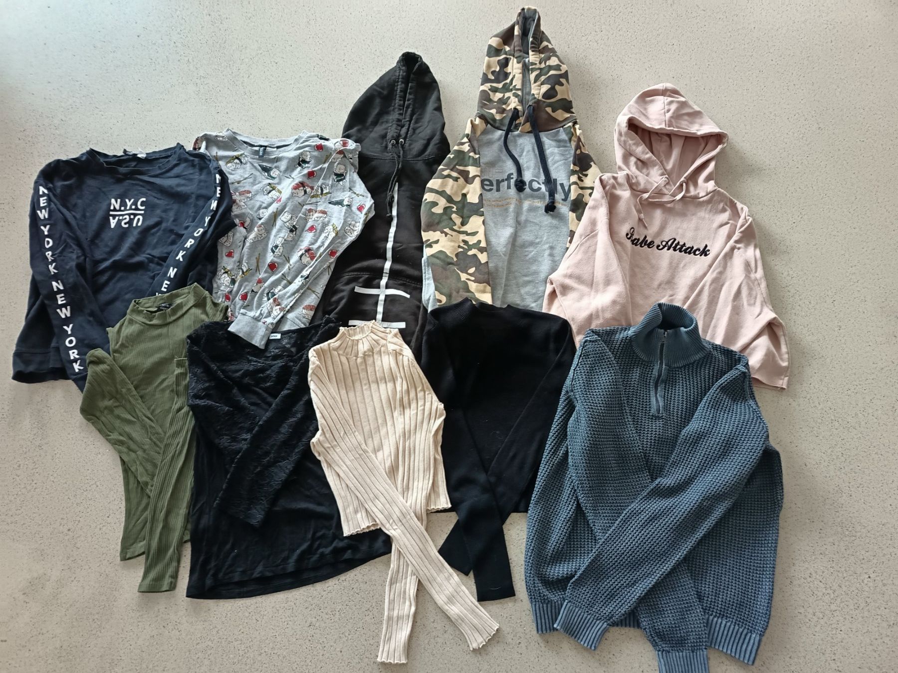 Lotti di vestiti: 65-teiliges Kleiderpaket XS & S – Usato da Altstätten SG venduto da Akitoichiro 5