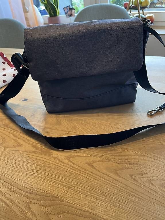 Taschen: Tolle Tasche von " Jost"  – Gebraucht aus Zürich von ZSC01
