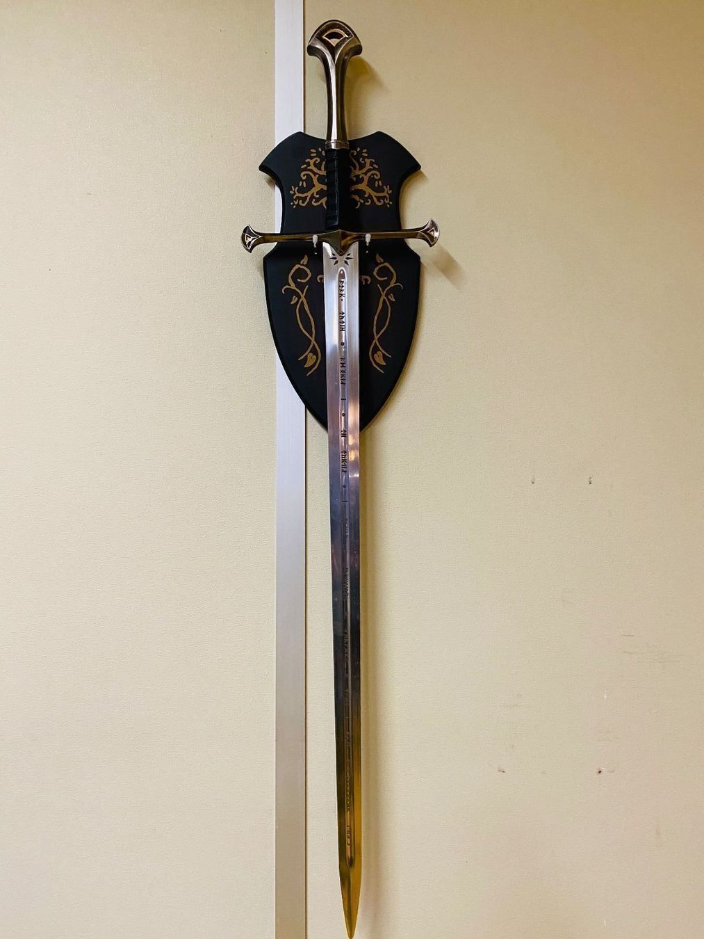Altre raccolte & rarità: Der Herr der Ringe Schwert Messer 125cm NEU – Nuovo e nell'imballaggio originale da Bergdietikon venduto da shopAgent 5