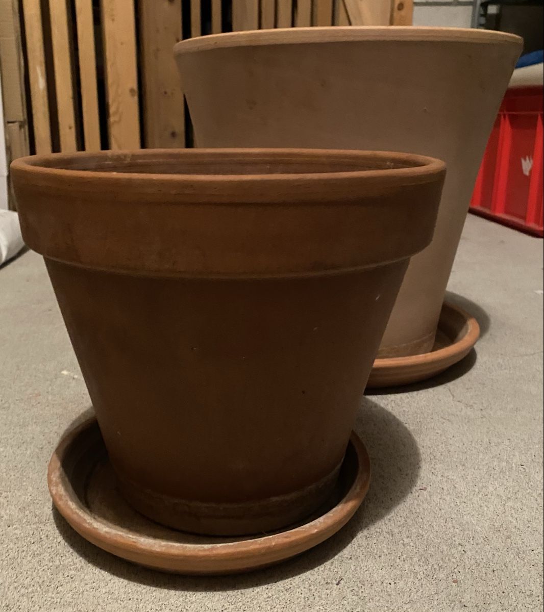 Migros Vasi per fiori: 2 Blumentöpfe aus Ton mit Unterteller – Usato da Bern venduto da flo018 2