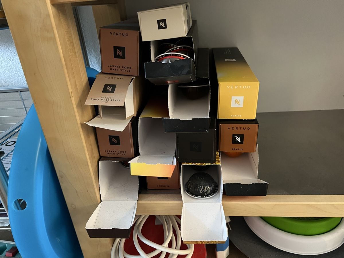 Nespresso Macchine per caffè & Macchine per espresso: Nespresso Vertuo Next – Usato da Lohn-Ammannsegg venduto da bus_pqx8 3