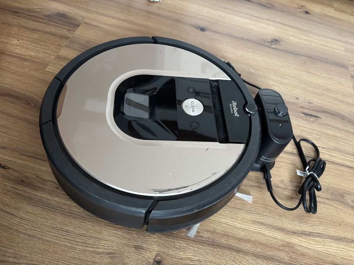 Irobot Aspirapolveri & Accessori: iRobot Roomba und Braava jet – Usato da Etzelkofen venduto da R0DRIGUES 4