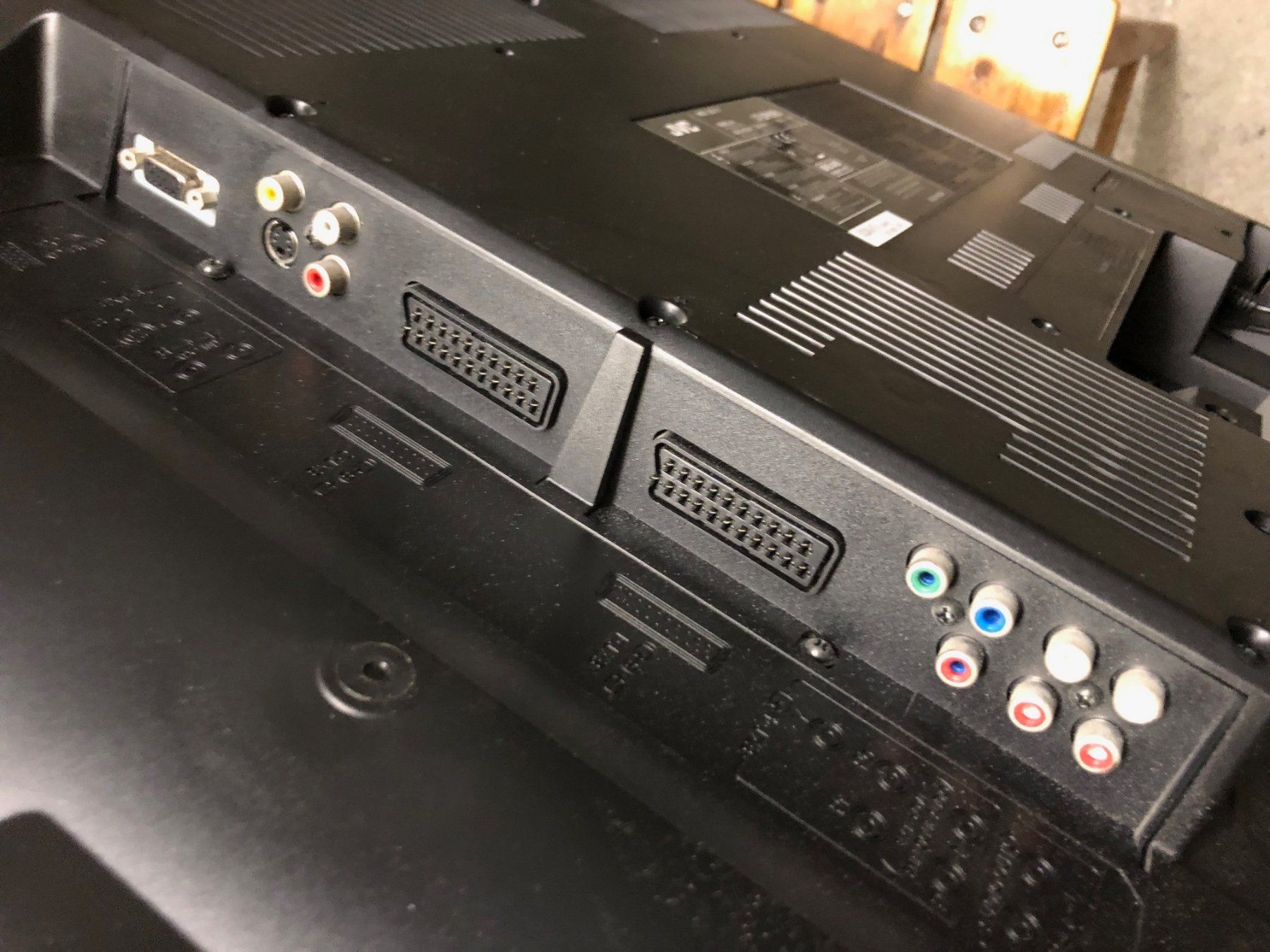 JVC Televisori: Fernseher Flachbildschirm Screen 30 Zoll Gamer Screen – Usato da Hinterkappelen venduto da atomschnee 2